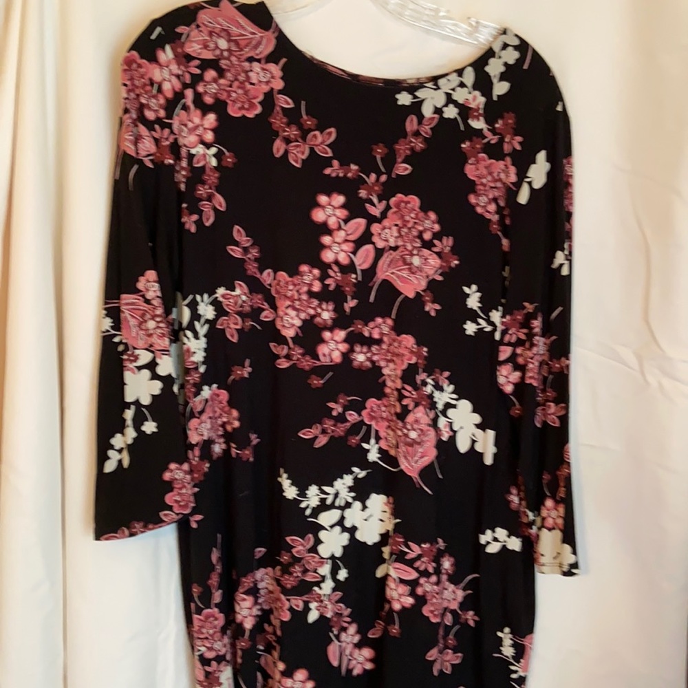Flowered print, black, rose